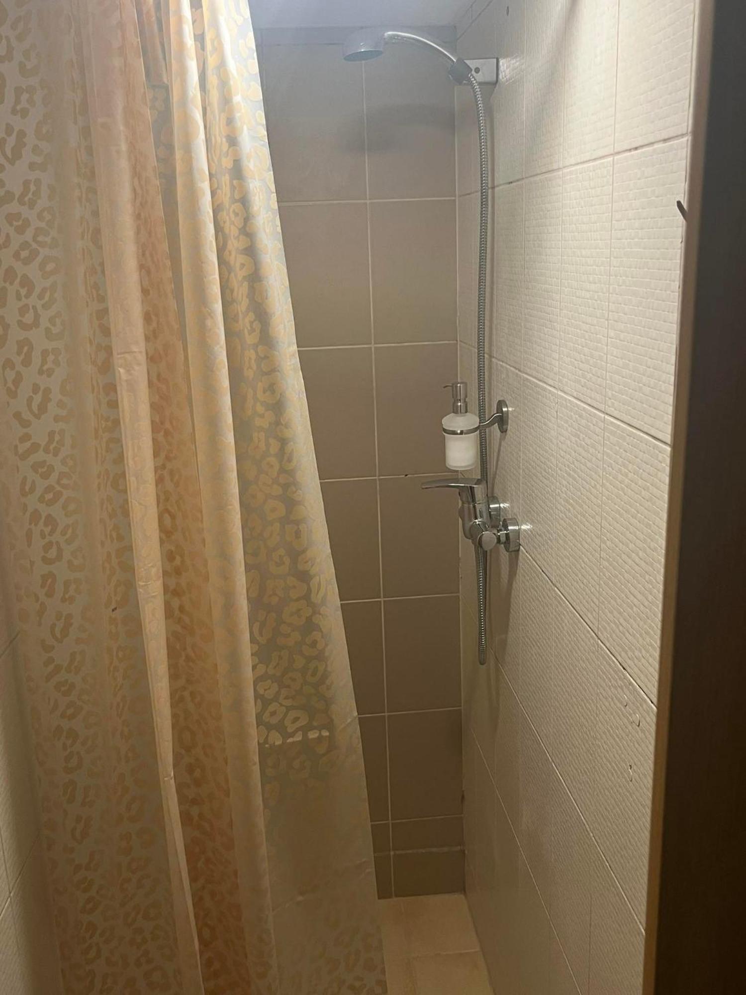 Carolina Hotel بارنو المظهر الخارجي الصورة
