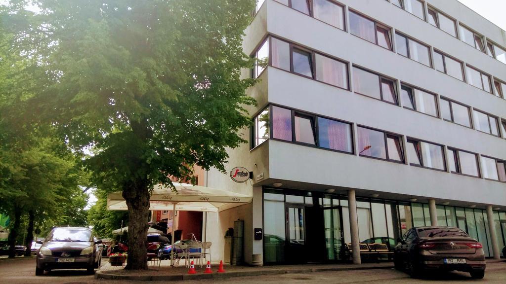 Carolina Hotel بارنو المظهر الخارجي الصورة